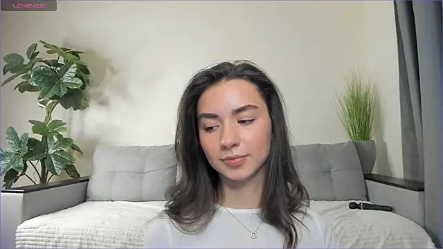 Snapshot of NicoleLuv chatting on 02-06-25, 04:14 NicoleLuv online show from 02-06-25, 04:14