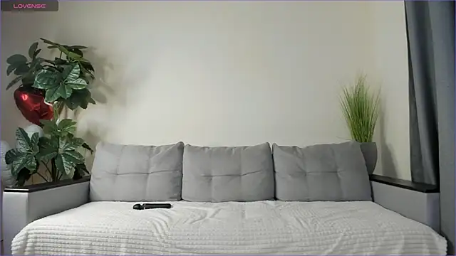 Snapshot of NicoleLuv chatting on 02-26-25, 04:14 NicoleLuv online show from 02-26-25, 04:14