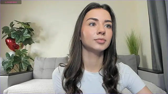 Snapshot of NicoleLuv chatting on 03-05-25, 01:06 NicoleLuv online show from 03-05-25, 01:06