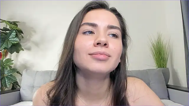 Snapshot of NicoleLuv chatting on 03-07-25, 01:18 NicoleLuv online show from 03-07-25, 01:18