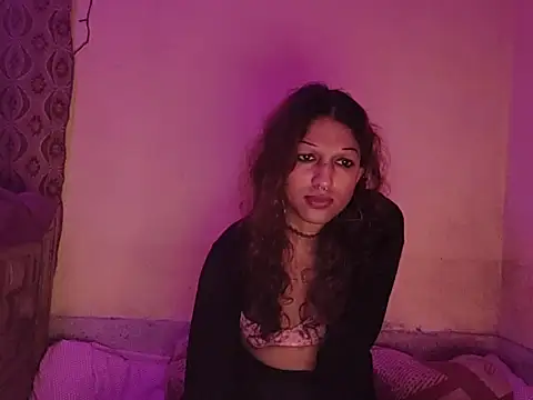 Snapshot of MmmMonikaBabie chatting on 02-03-25, 11:05 MmmMonikaBabie online show from 02-03-25, 11:05