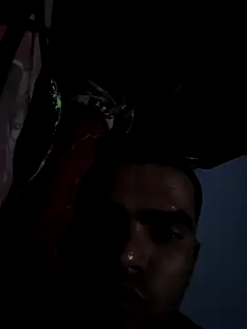 yourboy2000   online show from 09-10-25, 06:41