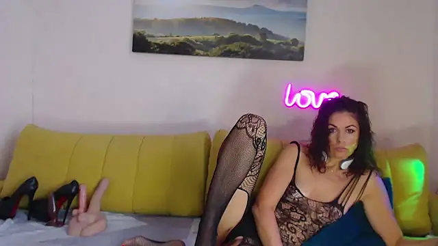 Snapshot of MariaModel chatting on 01-16-26, 07:23 MariaModel online show from 01-16-26, 07:23