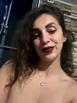 EmaSkyes online show from 10-28-25, 07:38