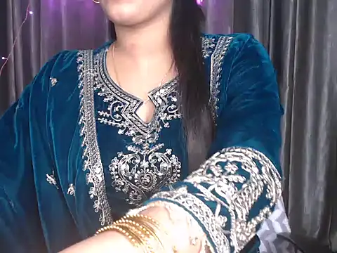 Snapshot of Sexy_Myra18 chatting on 02-12-25, 12:55 Sexy Myra18 online show from 02-12-25, 12:55