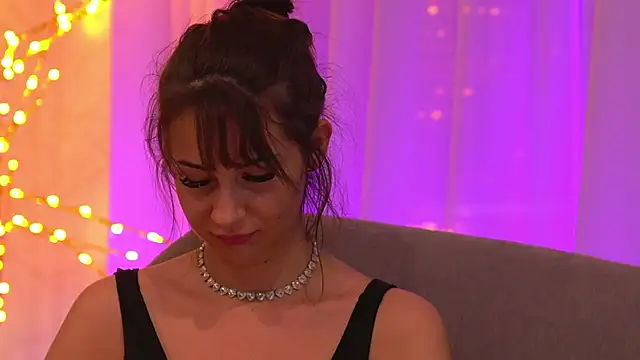 BelleSkye online show from 02-05-26, 09:08