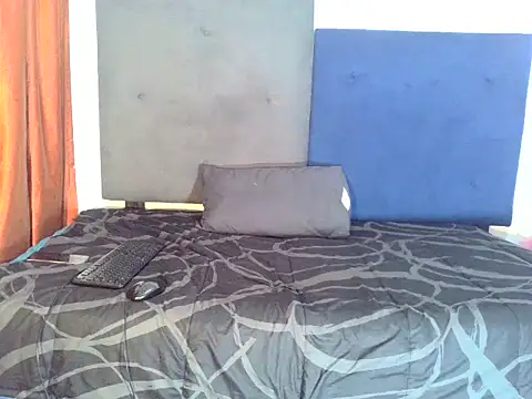 ReginaStar16 online show from 02-19-25, 08:20