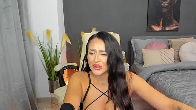 Sonia  Rey online show from 02-11-25, 09:03