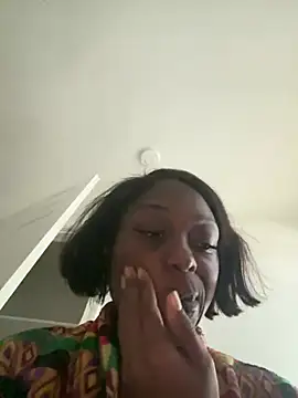 Snapshot of honeybrow chatting on 01-11-25, 07:05 honeybrow online show from 01-11-25, 07:05