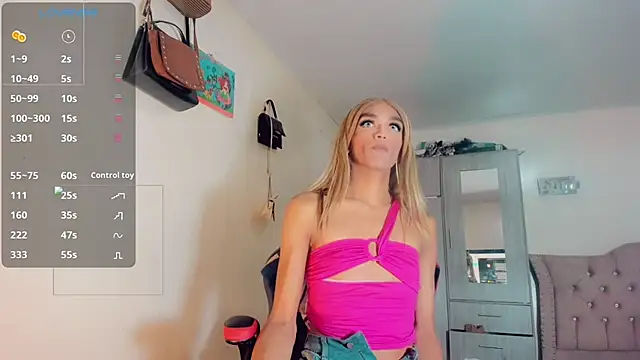 Oriana braom online show from 10-20-25, 07:14