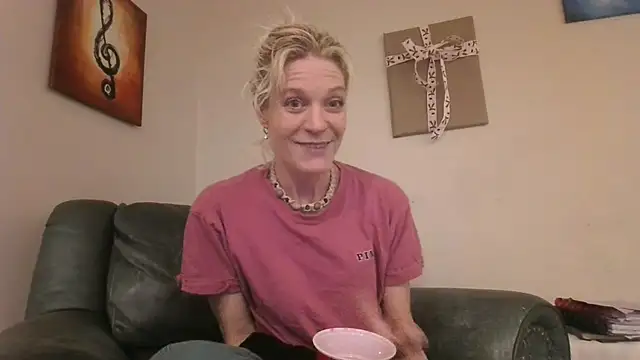 AddieAssets online show from 12-28-24, 06:49