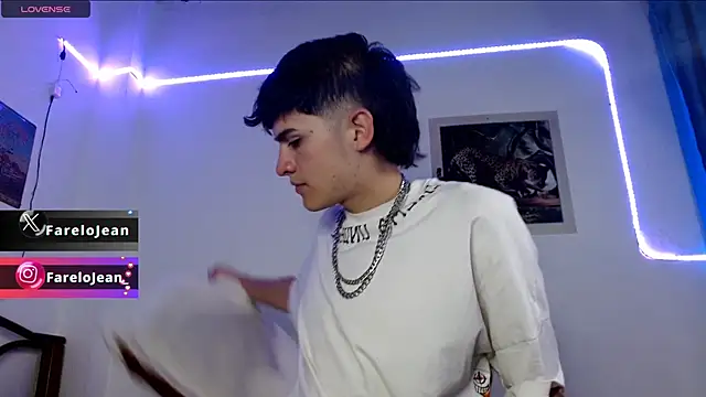 Snapshot of jeanfarelo chatting on 01-11-25, 02:30 jeanfarelo online show from 01-11-25, 02:30