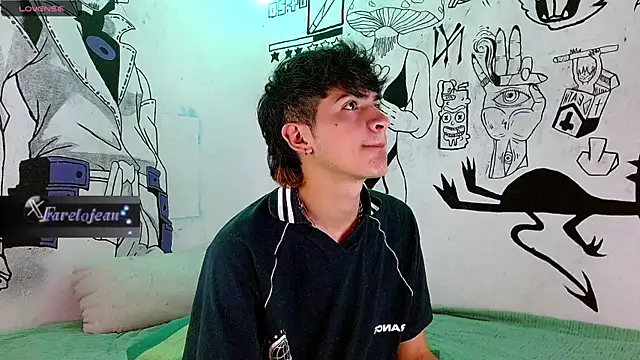 Snapshot of jeanfarelo chatting on 10-04-25, 07:34 jeanfarelo online show from 10-04-25, 07:34