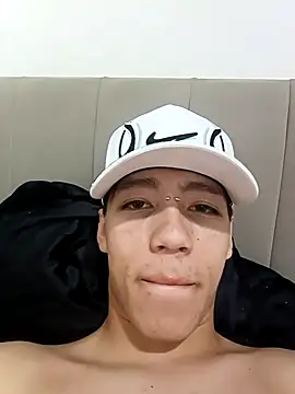 Snapshot of CRYBYT9 chatting on 09-12-25, 06:57 CRYBYT9 online show from 09-12-25, 06:57