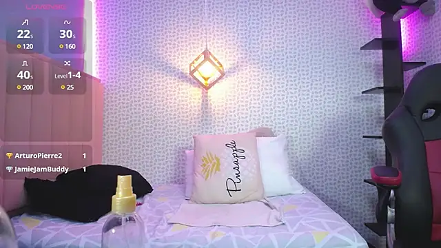 cassiehoward14 online show from 02-11-25, 06:08