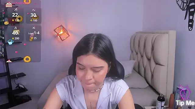 cassiehoward14 online show from 11-05-25, 07:25