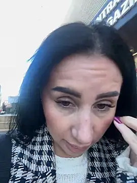 AnaRhodes online show from 03-05-25, 07:27