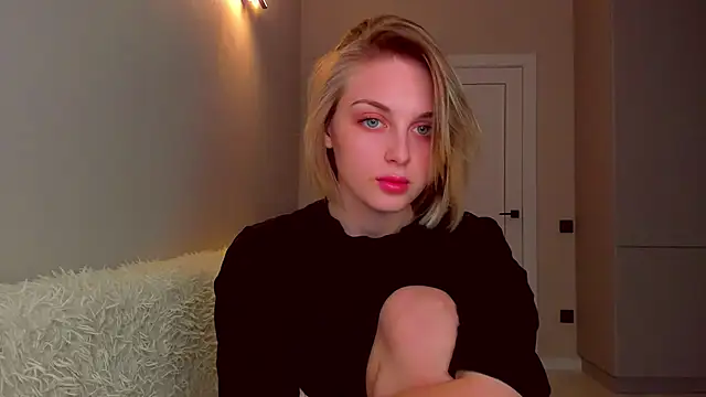 Snapshot of pretty_girlnextdoor chatting on 03-18-25, 06:59 pretty girlnextdoor online show from 03-18-25, 06:59