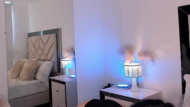 Snapshot of alexa_tobar chatting on 12-04-25, 06:38 alexa tobar online show from 12-04-25, 06:38