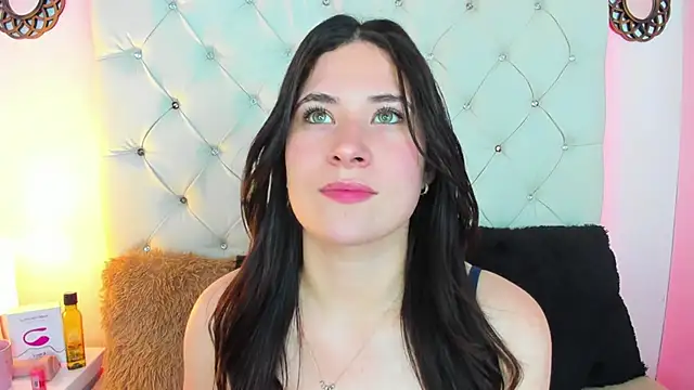 Snapshot of ValeryLovee chatting on 01-21-25, 09:35 ValeryLovee online show from 01-21-25, 09:35