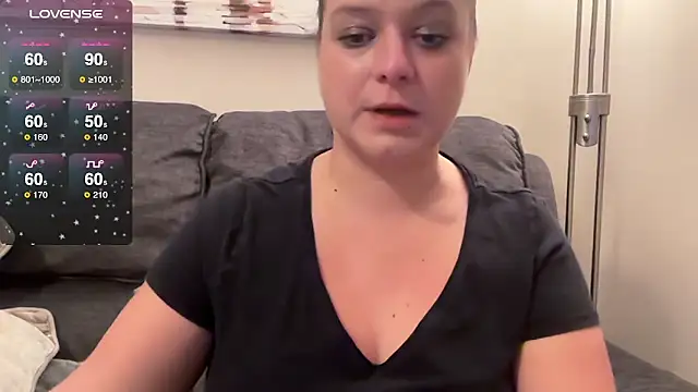 NaughtyWifeUK online show from 10-11-25, 12:21