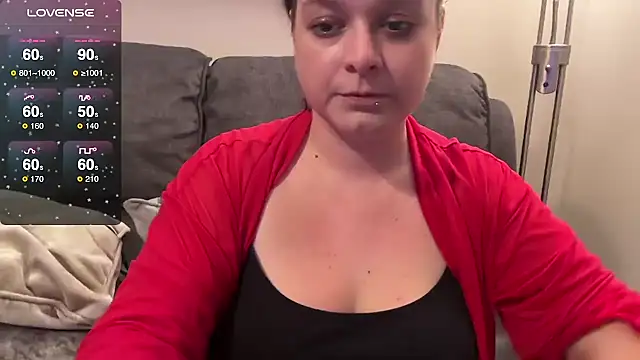 NaughtyWifeUK online show from 11-14-25, 01:15