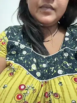 Ayesha mahi online show from 09-15-25, 11:38