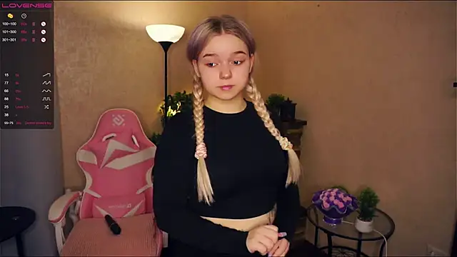 ZaraCreedon online show from 02-21-25, 07:10