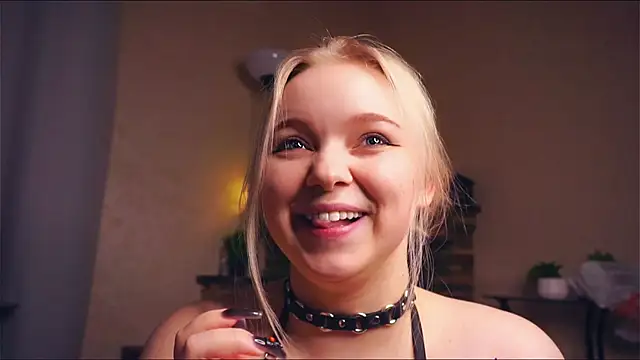 ZaraCreedon online show from 03-23-25, 02:37