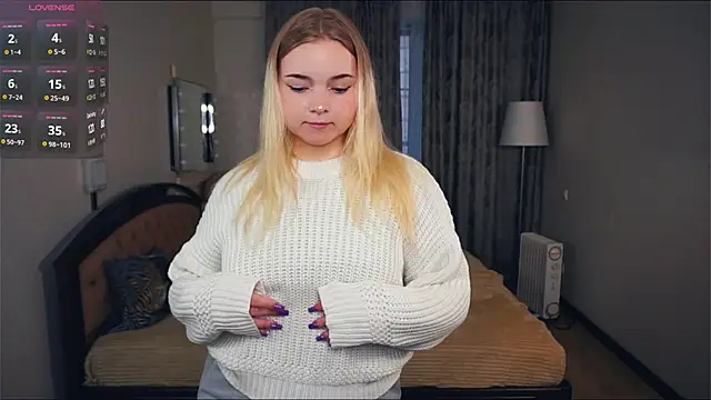 ZaraCreedon online show from 10-08-25, 05:38