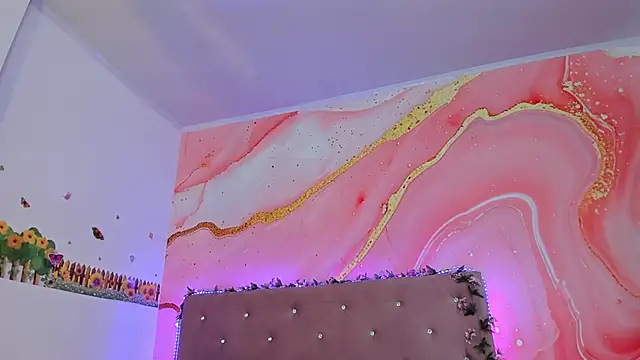 Snapshot of Daisy__rose chatting on 02-06-25, 10:59 Daisy rose online show from 02-06-25, 10:59