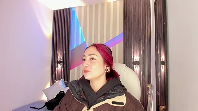 emily layton online show from 11-14-25, 02:38