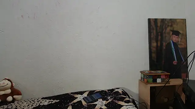 Snapshot of emmily_lee chatting on 12-09-24, 02:34 emmily lee online show from 12-09-24, 02:34