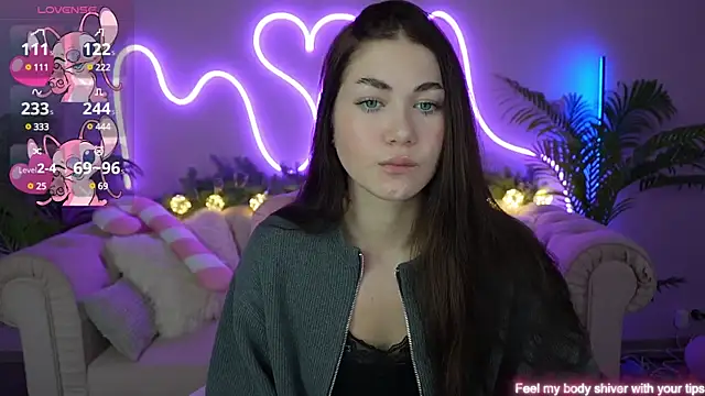 Snapshot of Sunny_Sweety chatting on 12-13-24, 02:16 Sunny Sweety online show from 12-13-24, 02:16