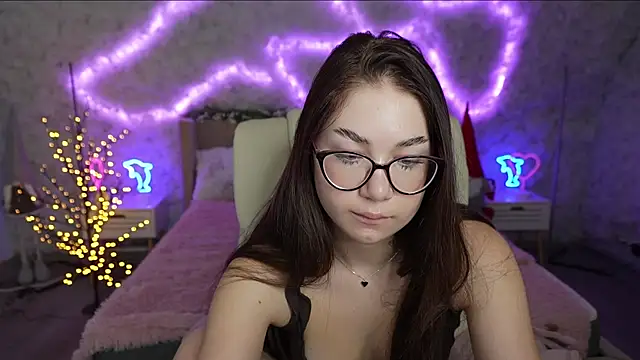 Snapshot of Sunny_Sweety chatting on 02-02-25, 05:53 Sunny Sweety online show from 02-02-25, 05:53