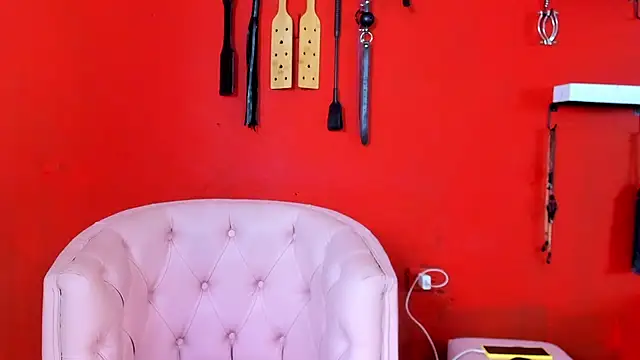 Snapshot of MIA_SOPHIA1 chatting on 12-12-24, 04:37 MIA SOPHIA1 online show from 12-12-24, 04:37