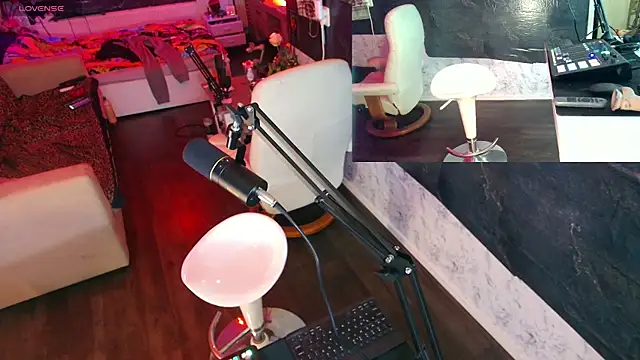 Doggyray44 online show from 12-22-24, 03:44