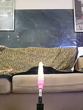 Doggyray44 online show from 01-01-25, 01:27