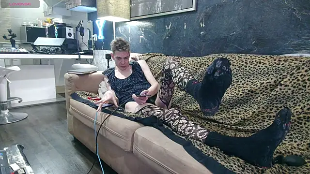 Doggyray44 online show from 01-23-25, 01:51