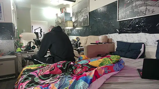 Doggyray44 online show from 03-23-25, 06:16