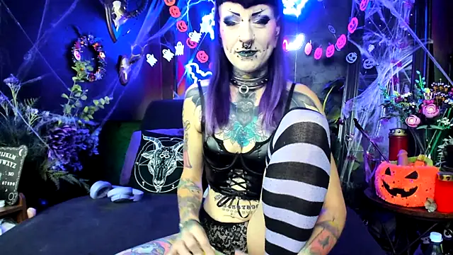 Purple Coffin666 online show from 10-28-25, 11:03