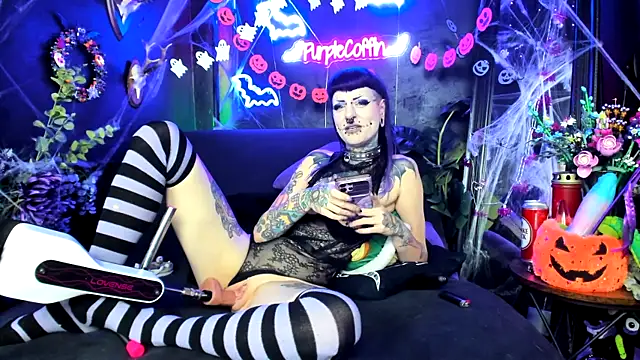 Purple Coffin666 online show from 11-19-25, 10:32