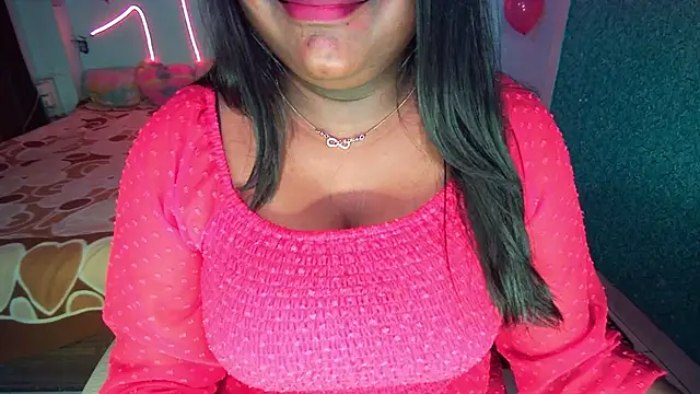 expression queen online show from 02-19-25, 06:43