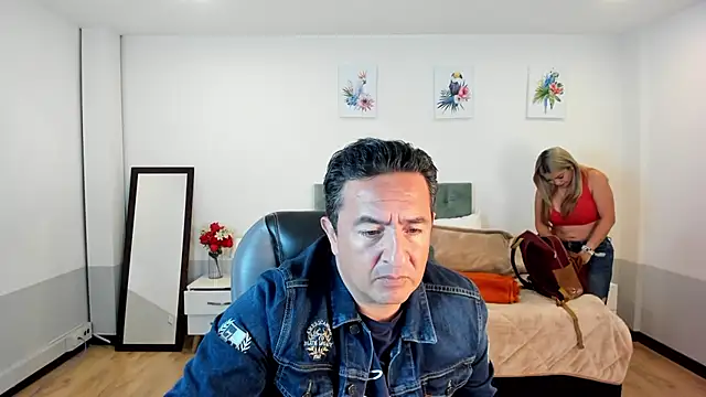 Snapshot of Sam_and_molly_ chatting on 01-25-25, 07:49 Sam and molly  online show from 01-25-25, 07:49