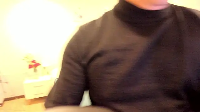 Snapshot of Sam_and_molly_ chatting on 02-13-25, 07:21 Sam and molly  online show from 02-13-25, 07:21