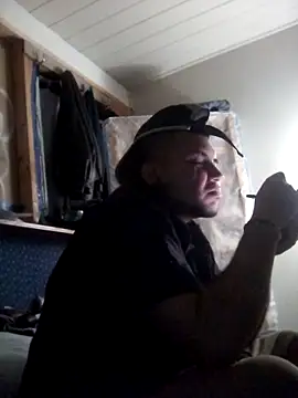 KeptupHack online show from 11-20-25, 12:44