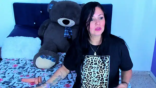 FelinaJohnson online show from 01-21-25, 04:58