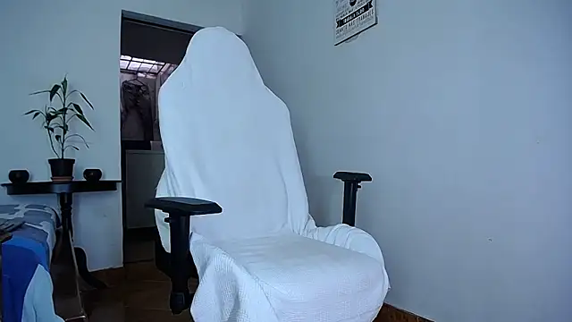 diamond black00 online show from 01-06-26, 09:18