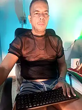 Snapshot of latinmartin73 chatting on 01-19-25, 12:49 latinmartin73 online show from 01-19-25, 12:49