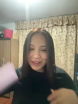 kittyfresita online show from 01-17-25, 05:00